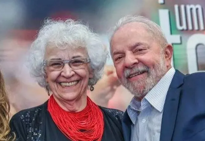 “Não peço que esqueça os erros de Lula”