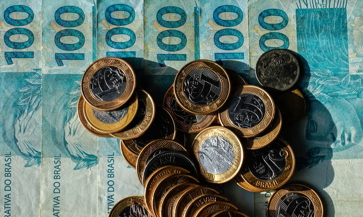 Orçamento de 2027 tem previsão de superávit primário de R$ 18,6 bilhões — Agência Gov