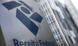 Receita Federal amplia em todo o Brasil o atendimento em Libras, a Língua Brasileira de Sinais — Agência Gov