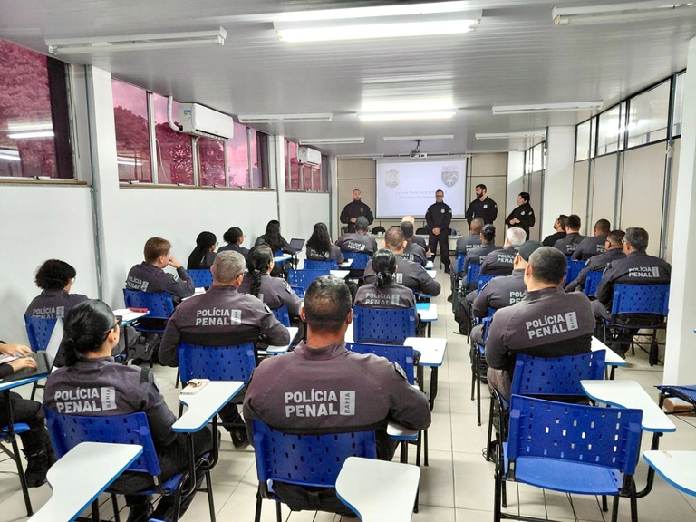Universidades federais ministram formação para servidores dos 138 presídios de segurança máxima — Agência Gov