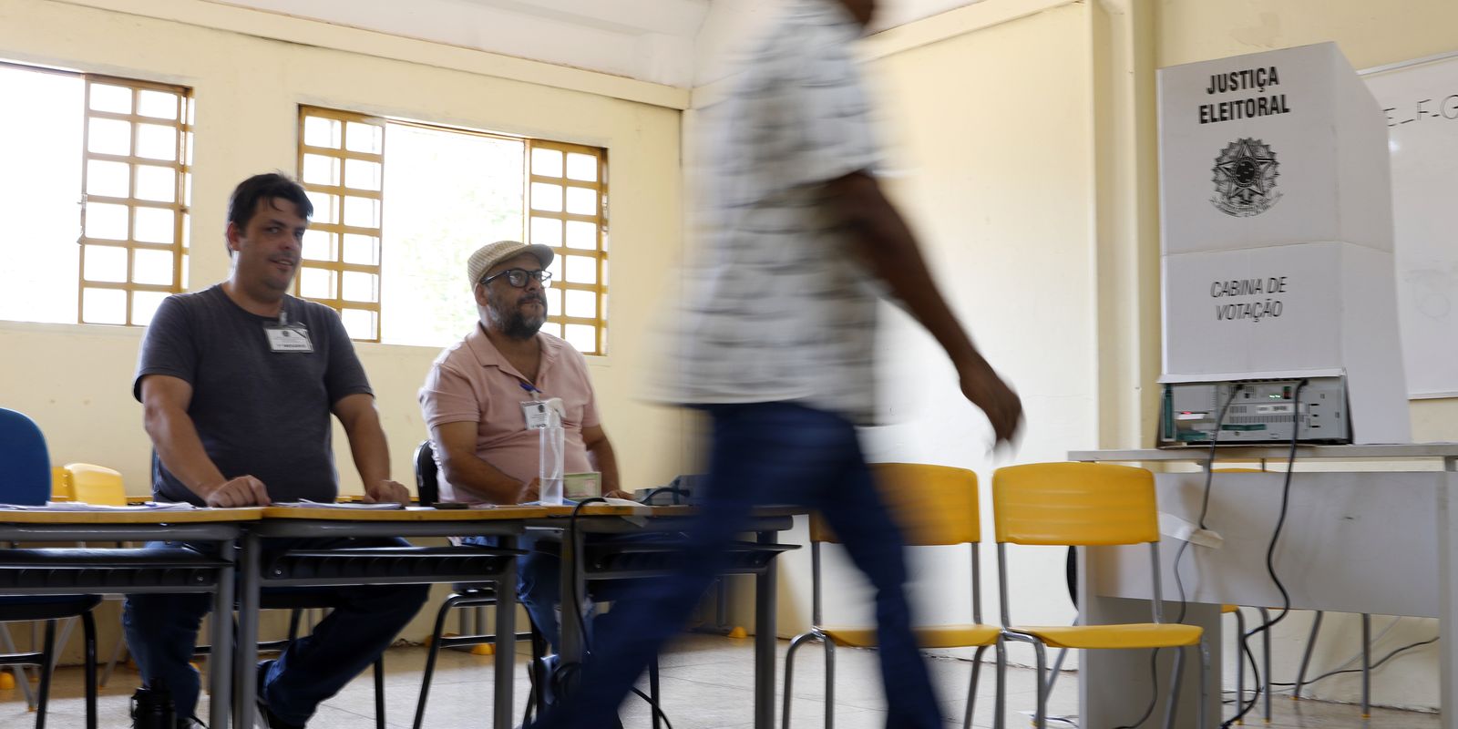 Cerca de 158,7 milhões de eleitores vão às urnas em todo o país