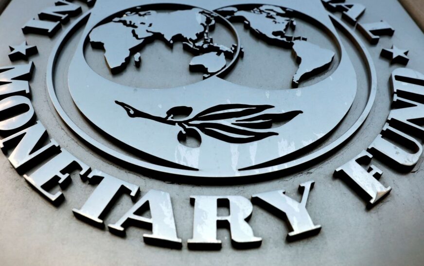 FMI prevê crescimento de 2,2% do PIB do Brasil em 2026