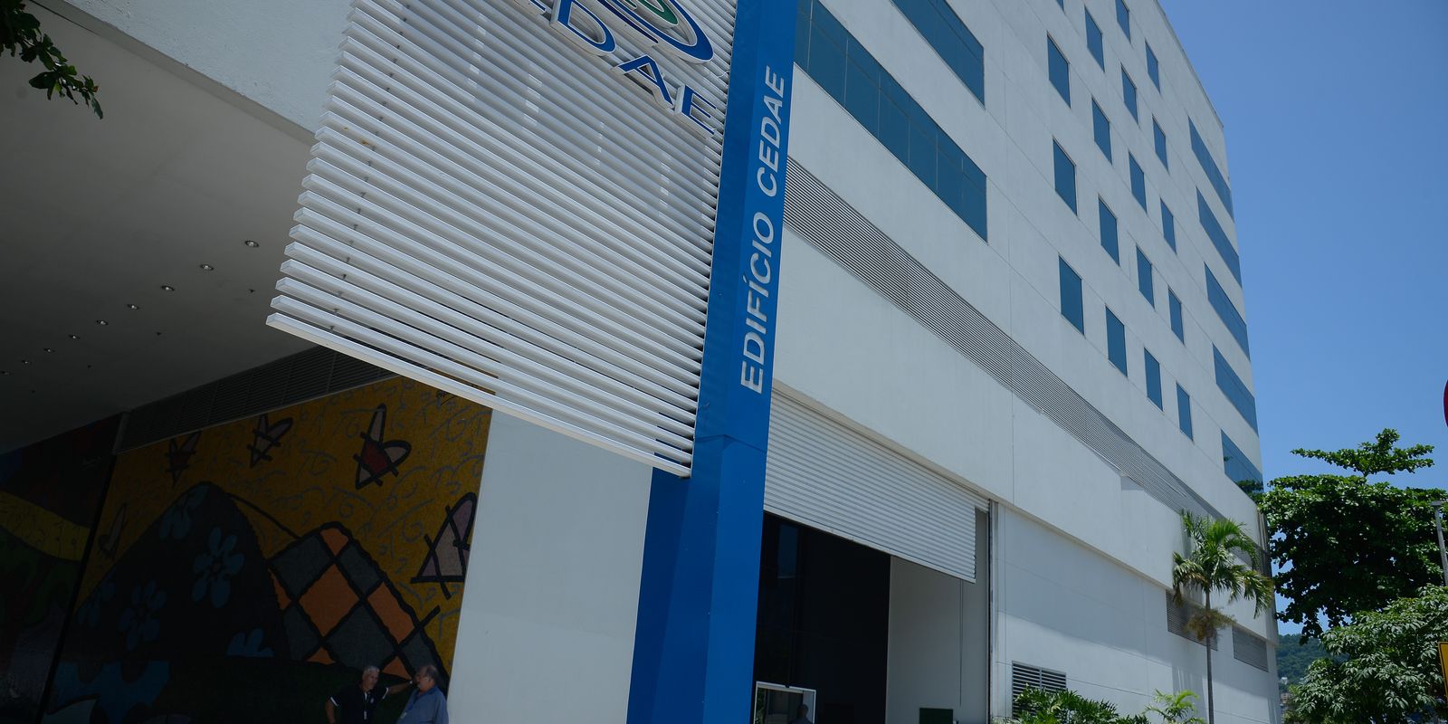 Governo do RJ identifica desvios de R$ 400 milhões na Cedae Saúde