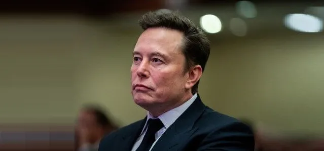 Pentágono coloca Elon Musk à frente de projeto sobre o futuro da guerra